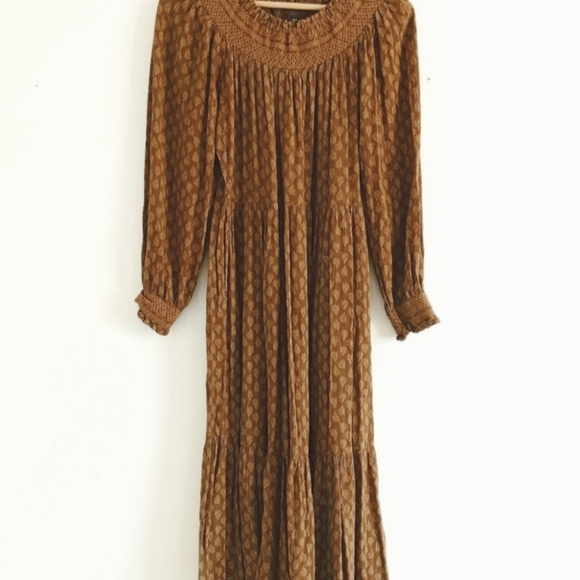 Universal Thread Warm Golden Brown Smocked Balloon Sleeve Tiered Midi Maxi Dress - Picture 4 of 10